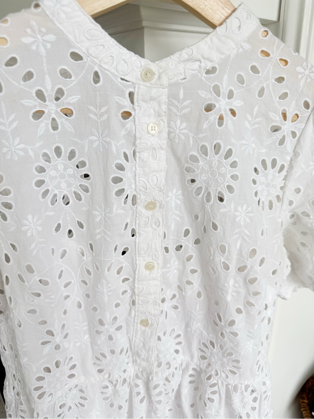 J.Crew white eyelet summer dress, NWOT, sz 8 - Picture 3 of 4